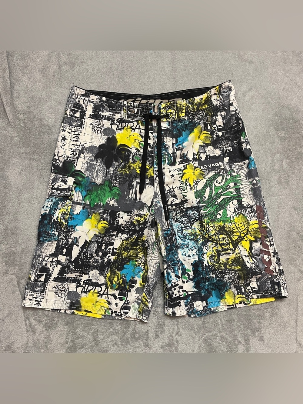 Y2K Kirra Men’s Size 34 Buddha Board Shorts Swim Trunks All over Print